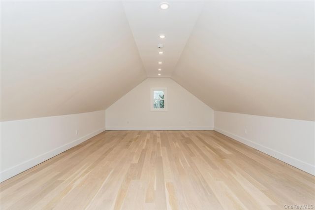 83 Thoreau Court, Yorktown Heights, NY 10598