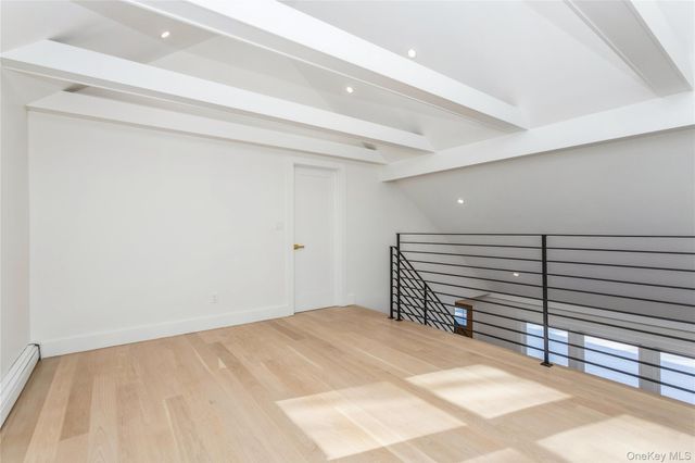 83 Thoreau Court, Yorktown Heights, NY 10598