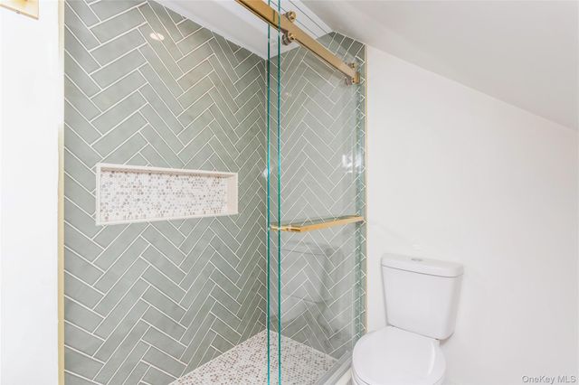 83 Thoreau Court, Yorktown Heights, NY 10598