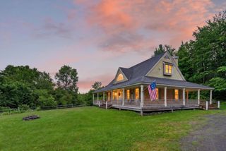 23 Burchard Road, Dover, VT 05356