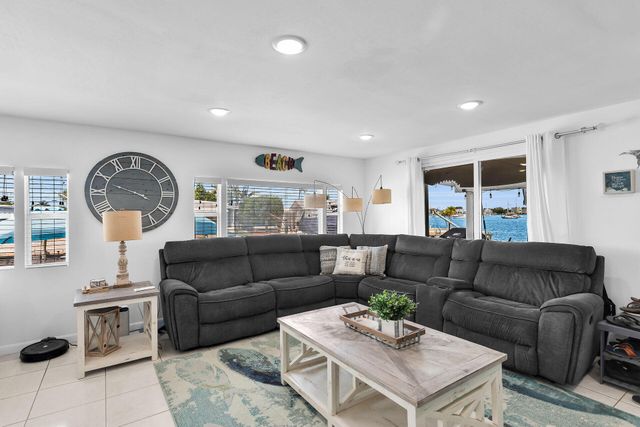 1250 27th Street, Marathon, FL 33050