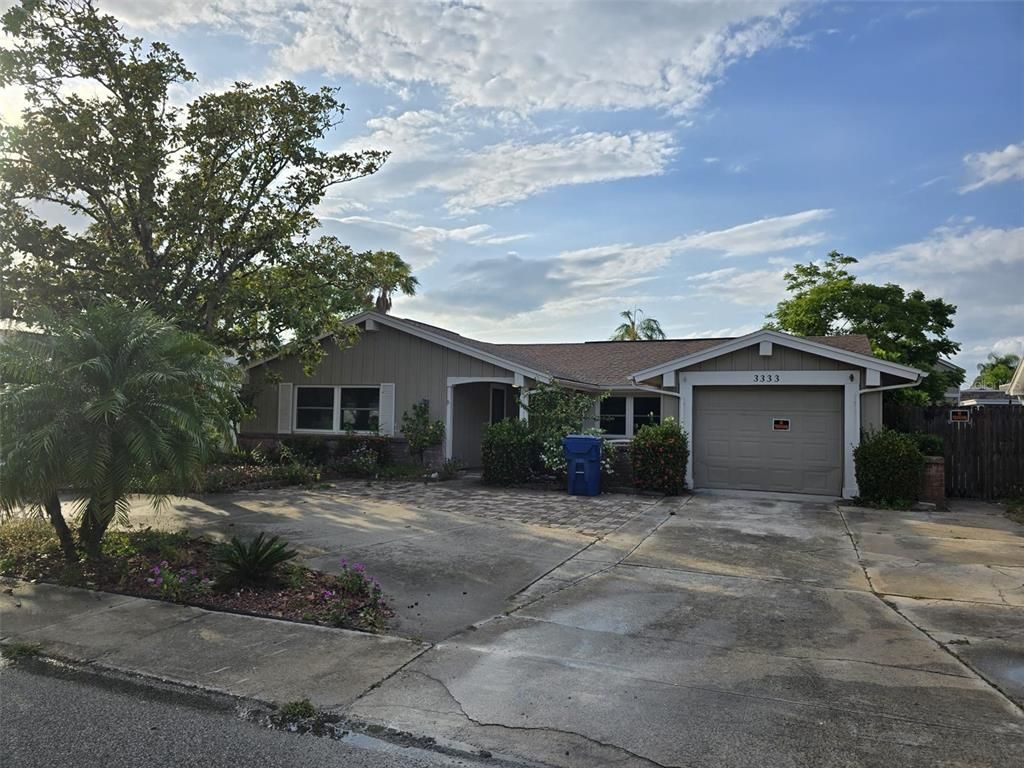 3333 HONEYMOON LANE, Holiday, FL 34691