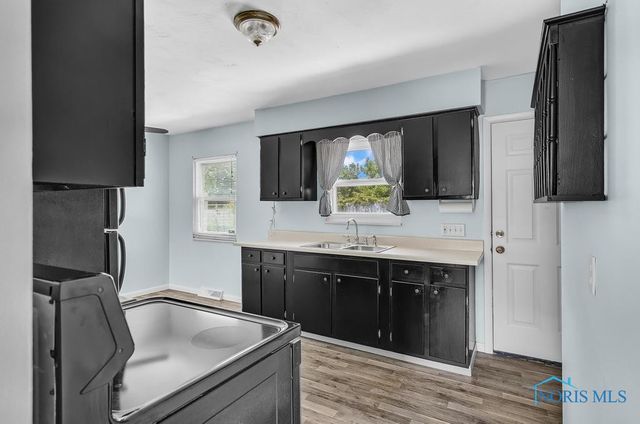 5022 Stengel Avenue, Toledo, OH 43614