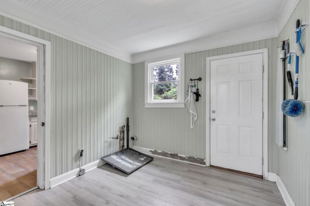 221 Mcmakin Drive, Greenville, SC 29617