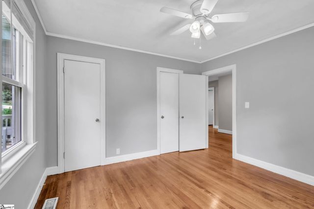 221 Mcmakin Drive, Greenville, SC 29617