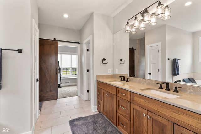 4808 Lakeview Drive, Greenwood, IN 46143