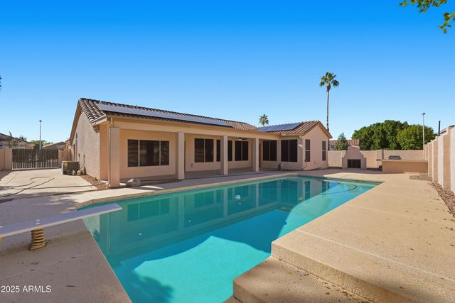 656 W JOHNSON Drive, Gilbert, AZ 85233