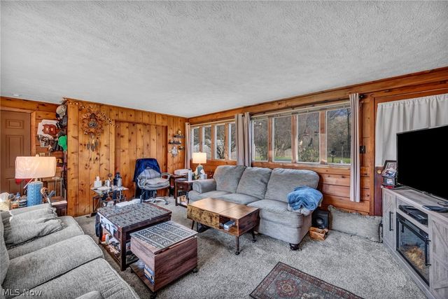 8031 Brichford Road, Mentor, OH 44060