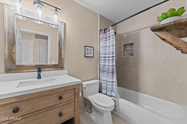 21433 W Caravaggio Lane, Wittmann, AZ 85361