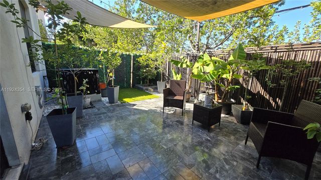 21380 NE 2nd Ct, Miami, FL 33179