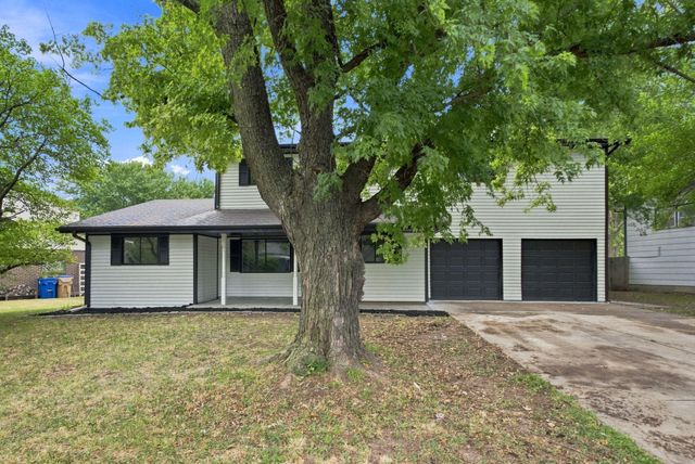 519 Renee Dr, Andover, KS 67002