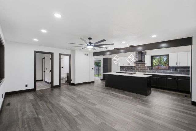 519 Renee Dr, Andover, KS 67002