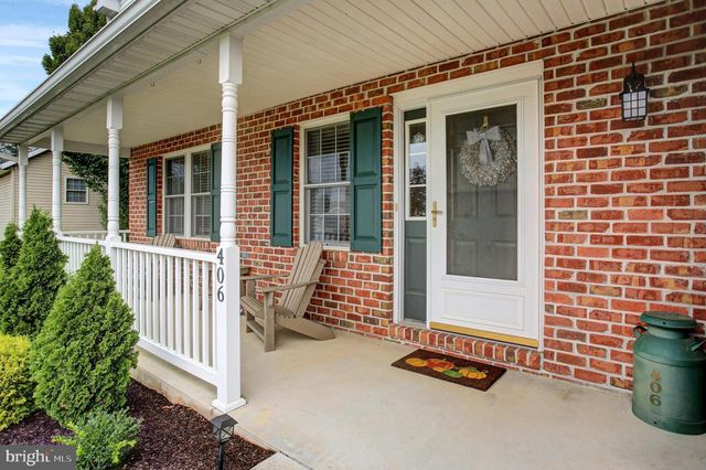406 FREEDOM DR, Shippensburg, PA 17257