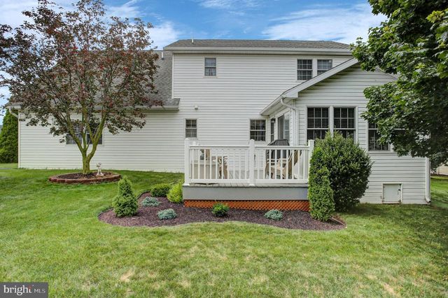 406 FREEDOM DR, Shippensburg, PA 17257