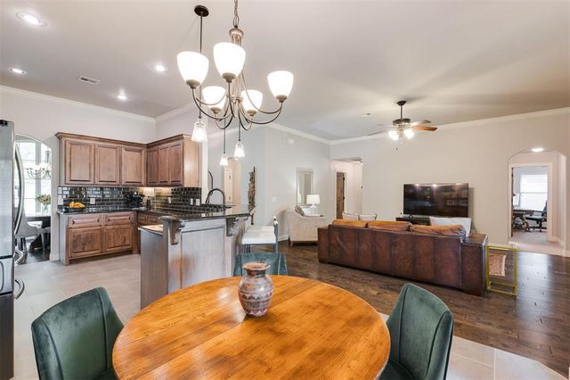 12605 Chateaux Road, Oklahoma City, OK 73142