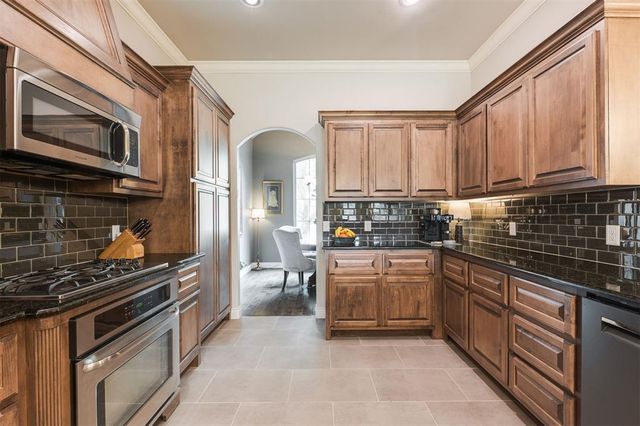 12605 Chateaux Road, Oklahoma City, OK 73142