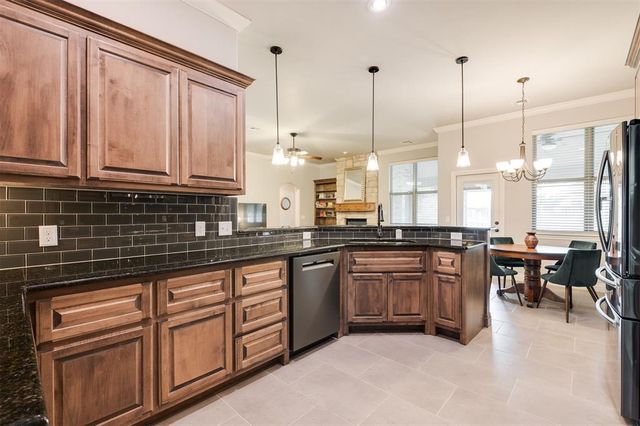 12605 Chateaux Road, Oklahoma City, OK 73142