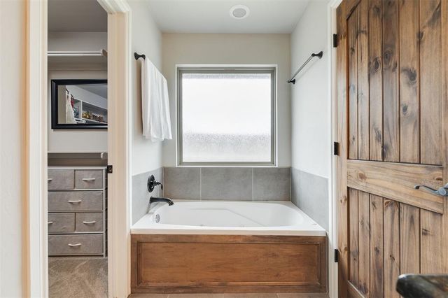 12605 Chateaux Road, Oklahoma City, OK 73142