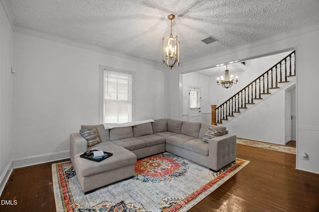 230 Chavasse Avenue, Henderson, NC 27536