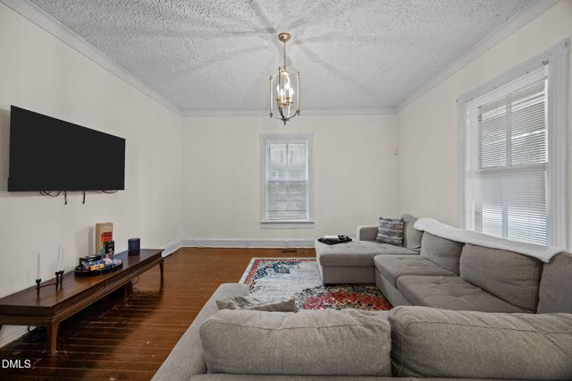 230 Chavasse Avenue, Henderson, NC 27536