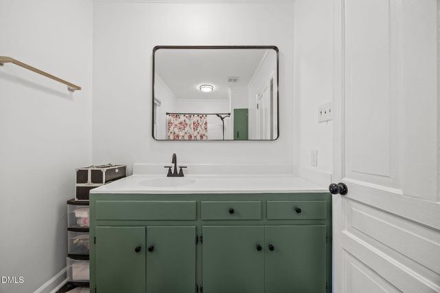 230 Chavasse Avenue, Henderson, NC 27536