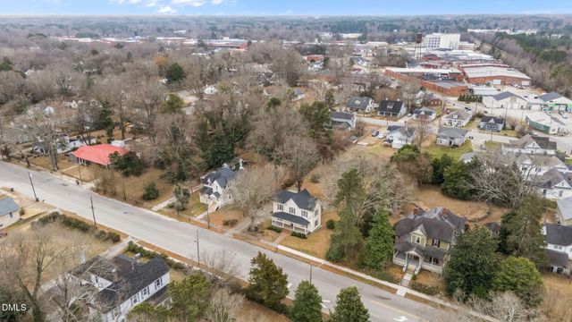 230 Chavasse Avenue, Henderson, NC 27536