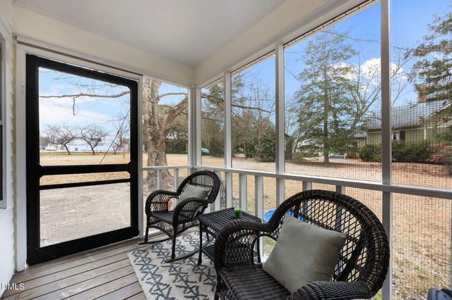 230 Chavasse Avenue, Henderson, NC 27536