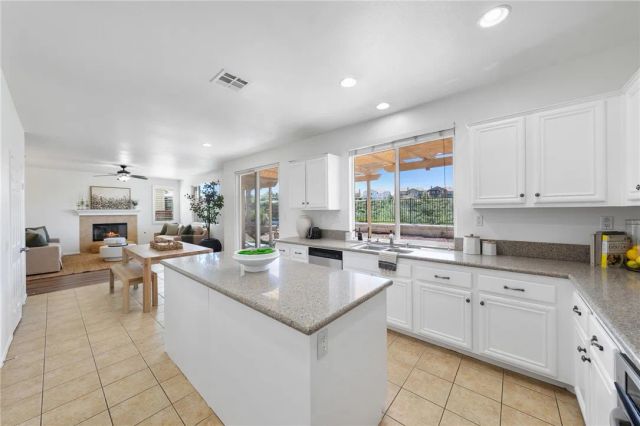 45211 Tioga Street, Temecula, CA 92592