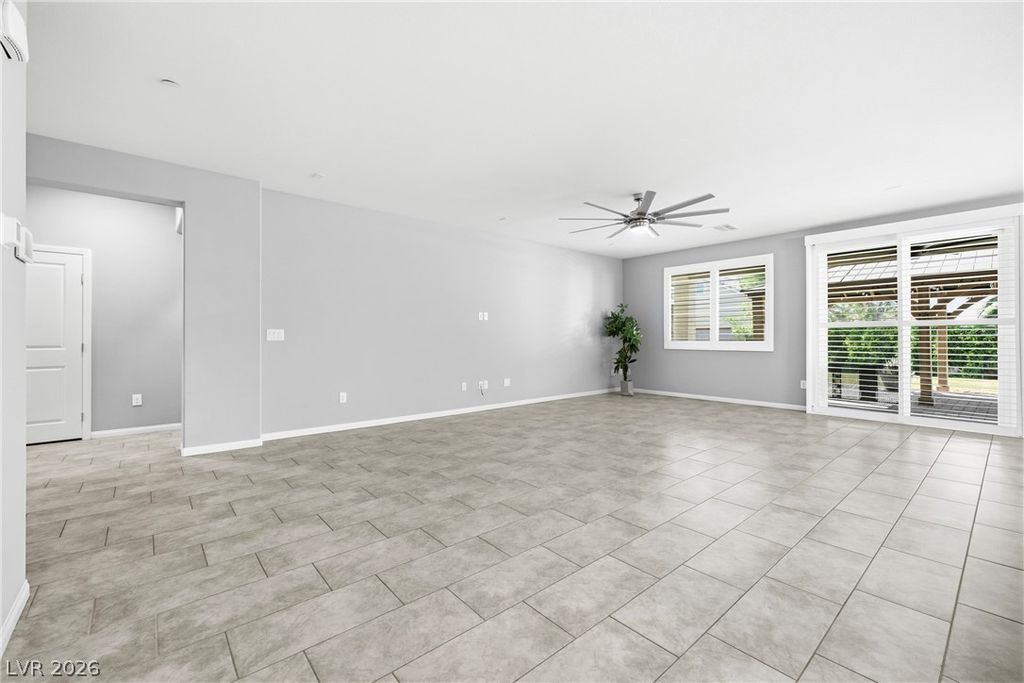 6125 Steinway Avenue, Las Vegas, NV 89131 — photo 5