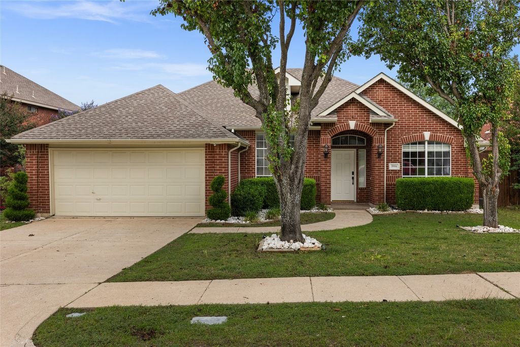 5906 Independence Court, Rowlett, TX 75089