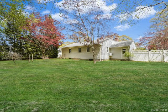 34 Oxbow Road, Patchogue, NY 11772