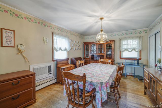34 Oxbow Road, Patchogue, NY 11772