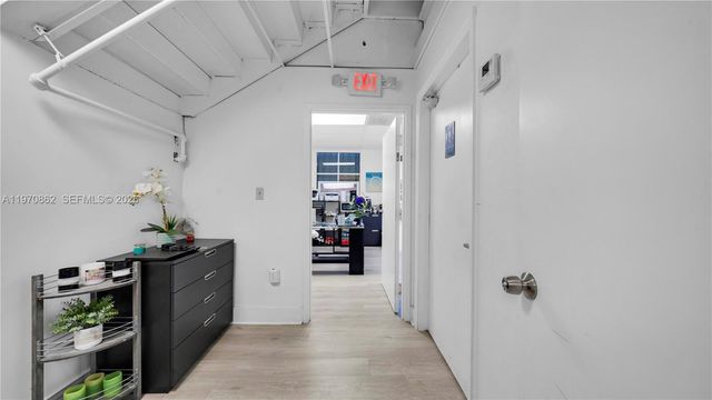 5903 NW 102th ave 2, Doral, FL 33178