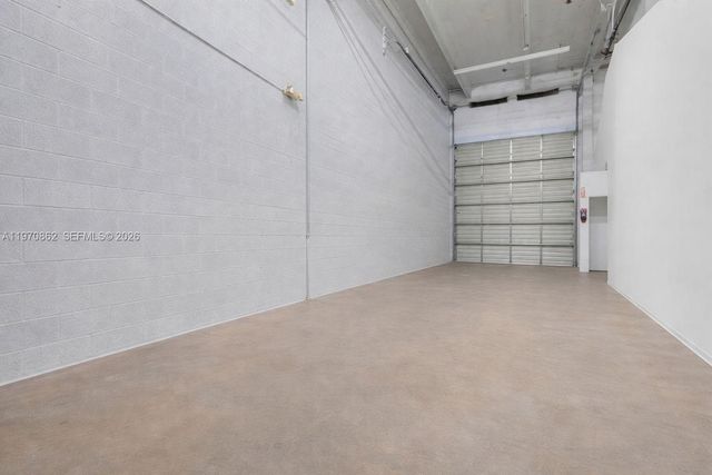 5903 NW 102th ave 2, Doral, FL 33178