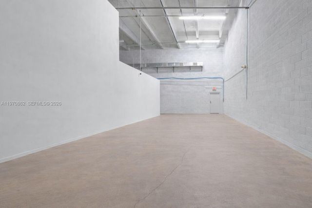 5903 NW 102th ave 2, Doral, FL 33178