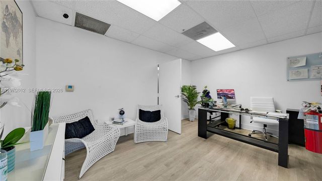 5903 NW 102th ave 2, Doral, FL 33178