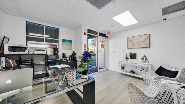 5903 NW 102th ave 2, Doral, FL 33178