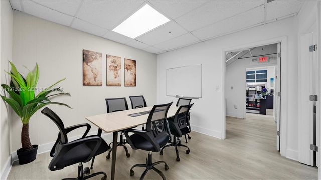 5903 NW 102th ave 2, Doral, FL 33178