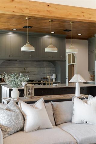 16000 N Hogback Road, Luther, OK 73054