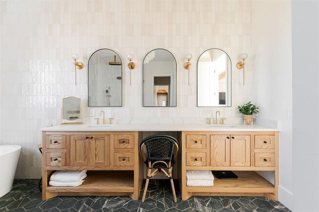 16000 N Hogback Road, Luther, OK 73054