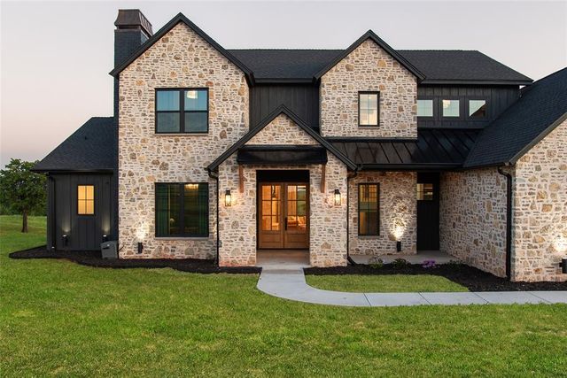 16000 N Hogback Road, Luther, OK 73054