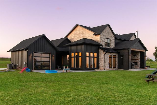 16000 N Hogback Road, Luther, OK 73054