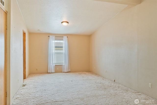 1965 Westside Highway #74, Kelso, WA 98626