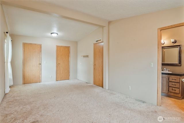 1965 Westside Highway #74, Kelso, WA 98626