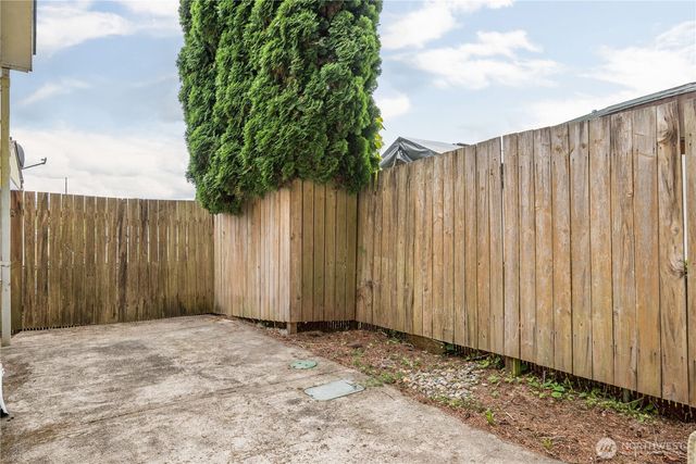 1965 Westside Highway #74, Kelso, WA 98626