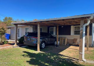 1029 Green Rd, Madisonville, TN 37354