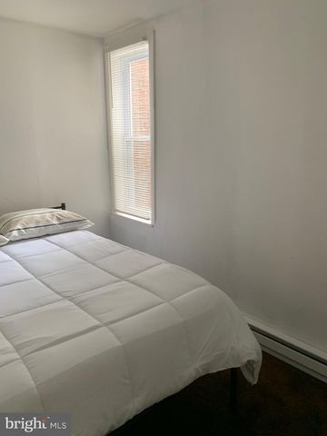 3449 F ST, Philadelphia, PA 19134