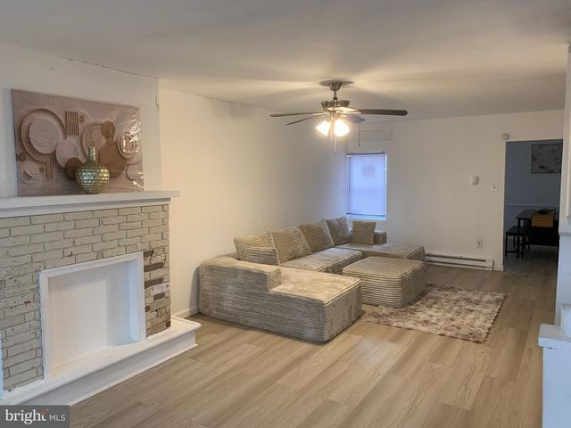 3449 F ST, Philadelphia, PA 19134