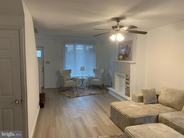 3449 F ST, Philadelphia, PA 19134