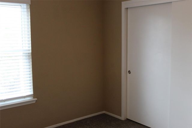 2011 Spenwick Drive 427, Houston, TX 77055